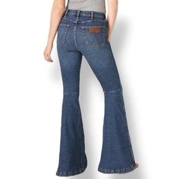 Wrangler Women's Blue Flare Jeans - Picture 1 of 12